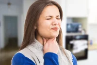 “پیامدهای زخم گلو ناشی از سرفه مکرر و شدید”