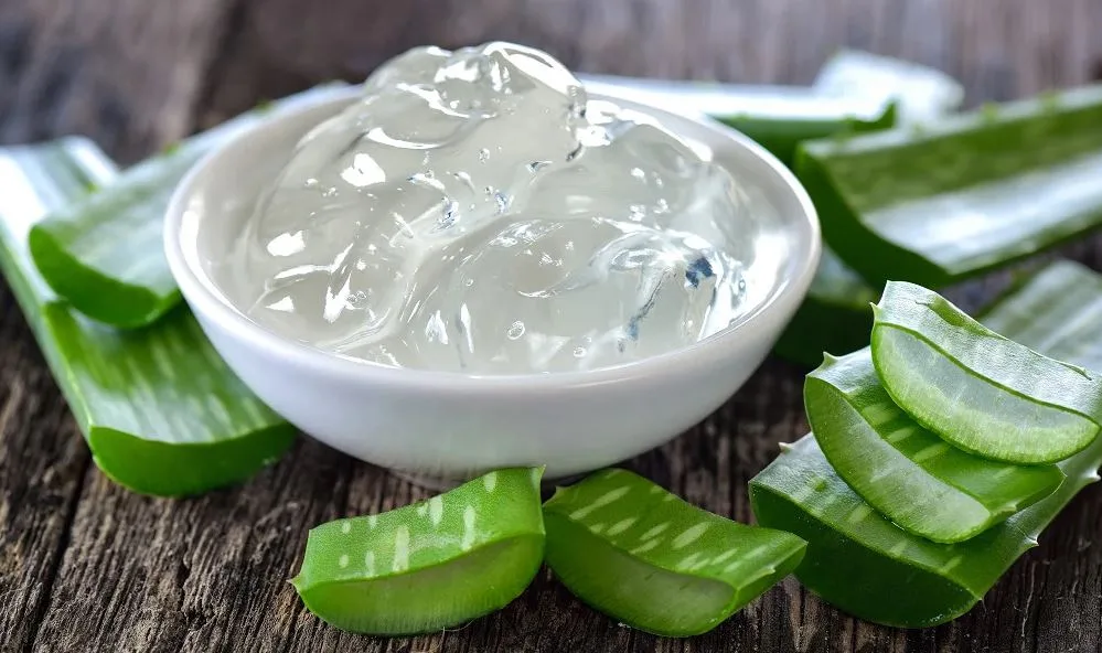 بهترین روش‌های از بین بردن اسپری مو از روی موهایتان!