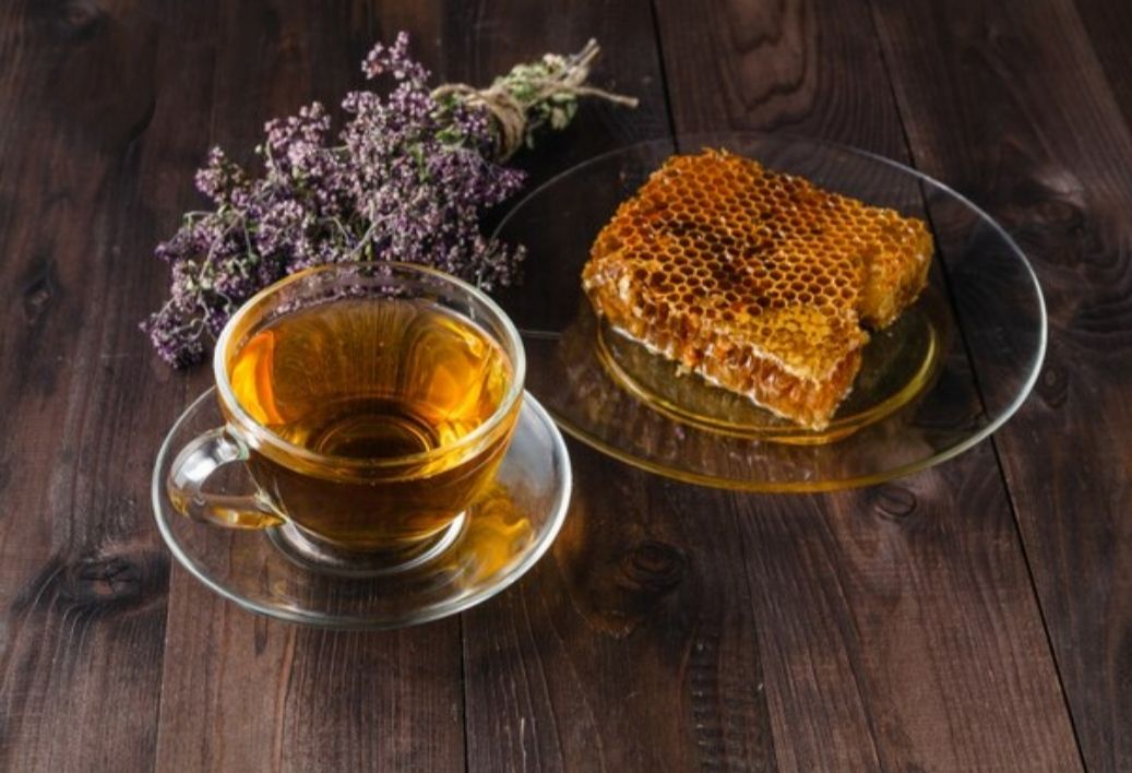 دلایل سوزش معده بعد از مصرف عسل